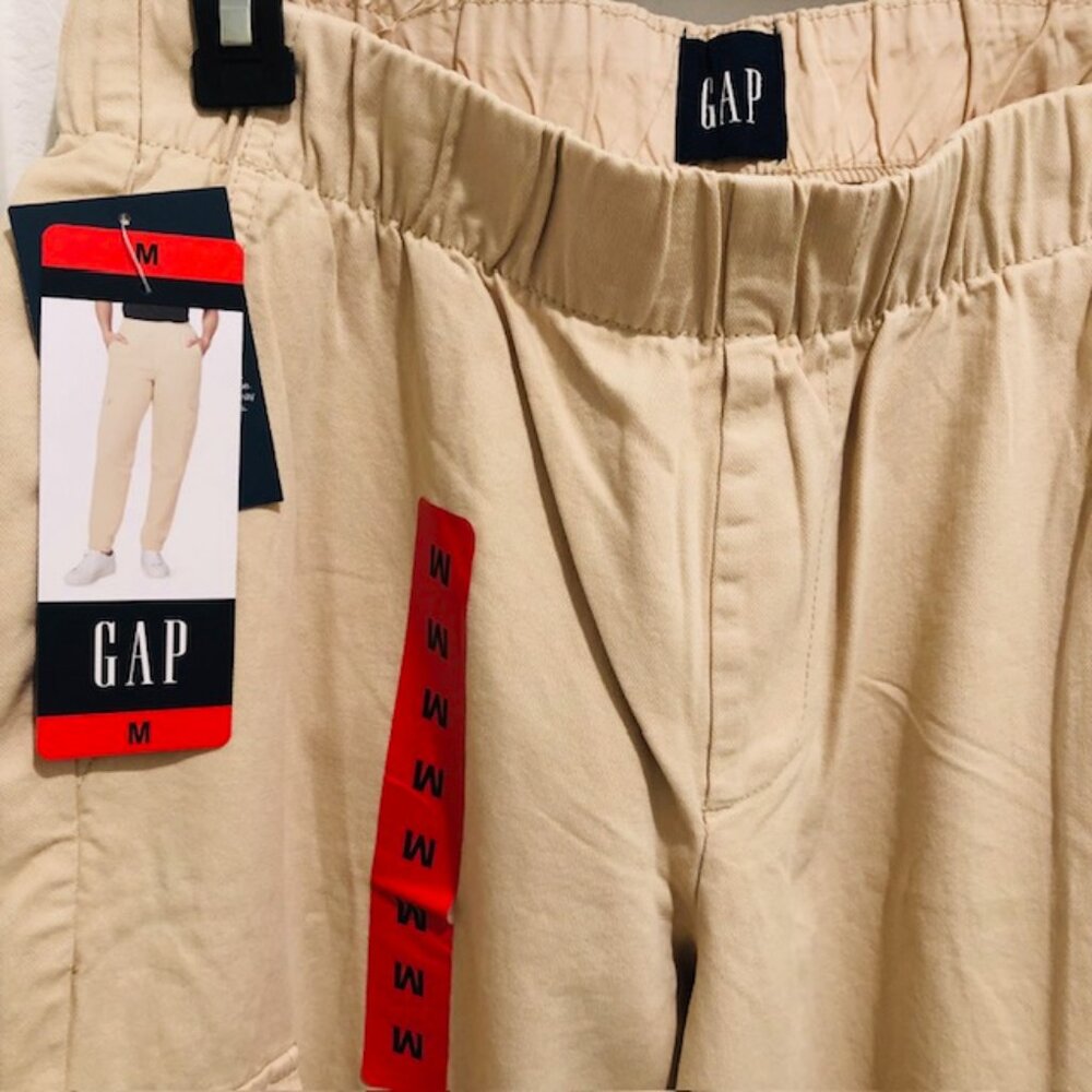 Gap Ladies' Twill Cargo Pant Tan M - Picture 4 of 4